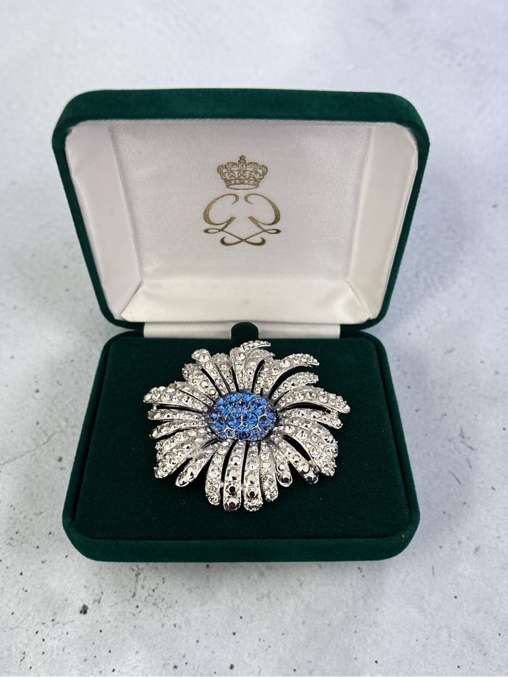 NWT Clarion Pell Princess Grace Silver Sapphire Diamond Brooch Pin COA